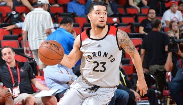 的发球闻名 的发球闻名