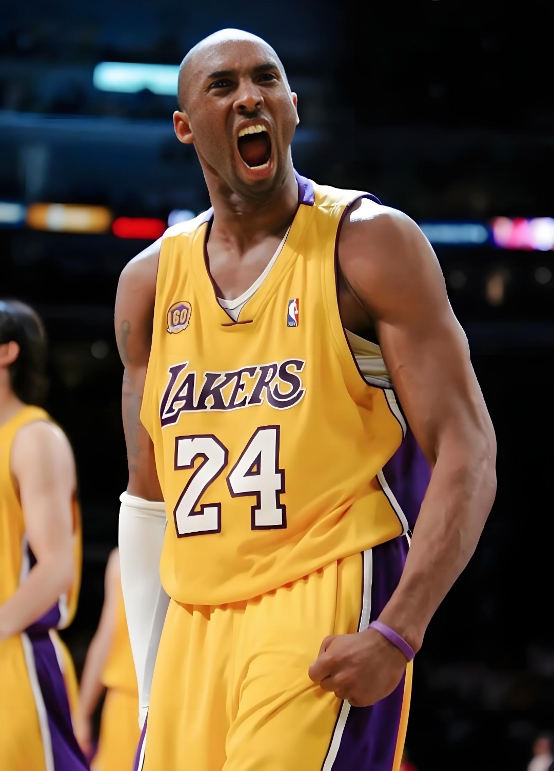 霍的防守稳 霍的防守稳