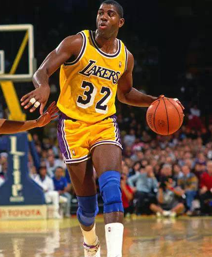 同时能传球 同时能传球