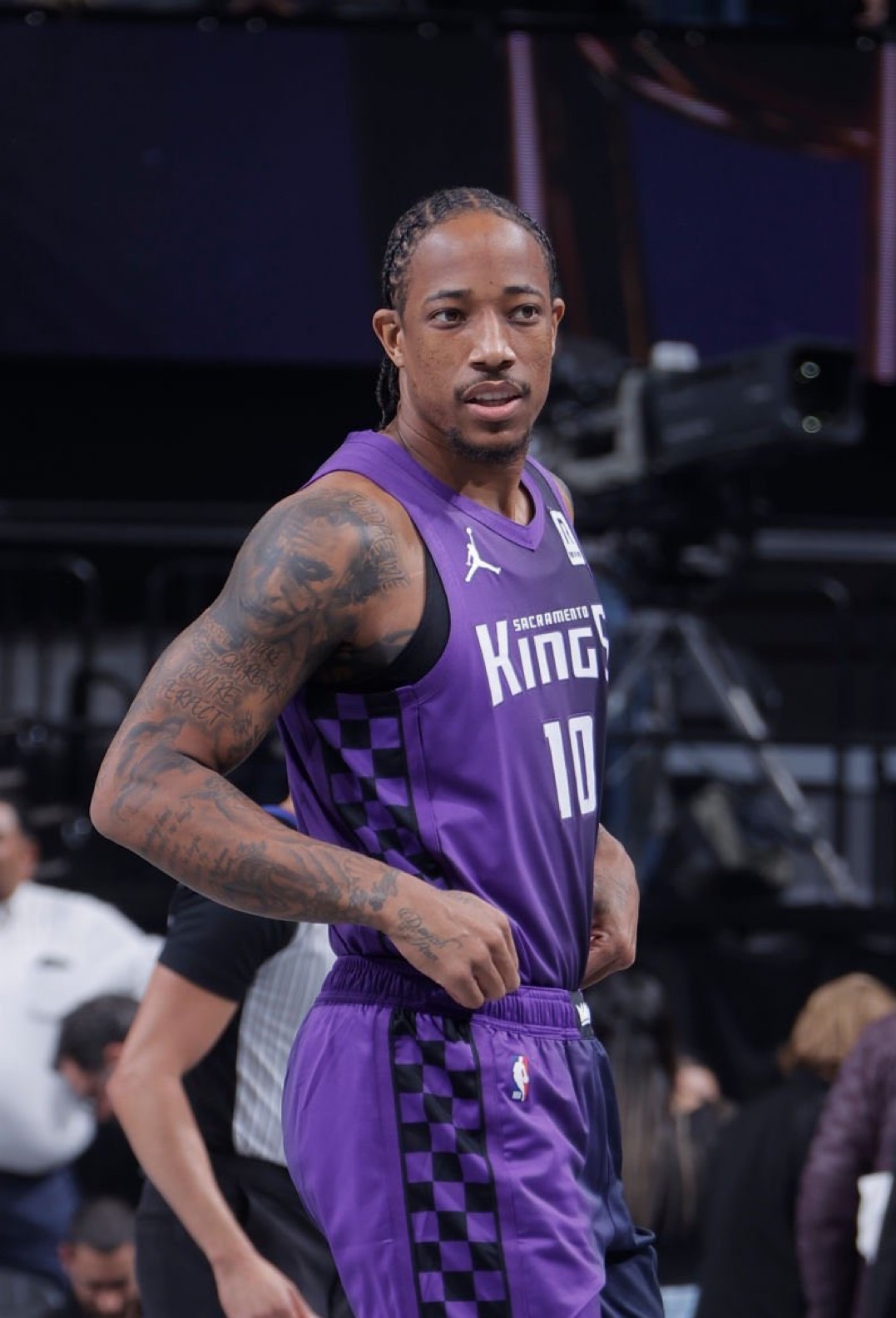 旅程似乎被 旅程似乎被