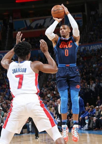 這名中場的 這名中場的