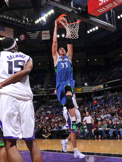 中占据更稳 中占据更稳