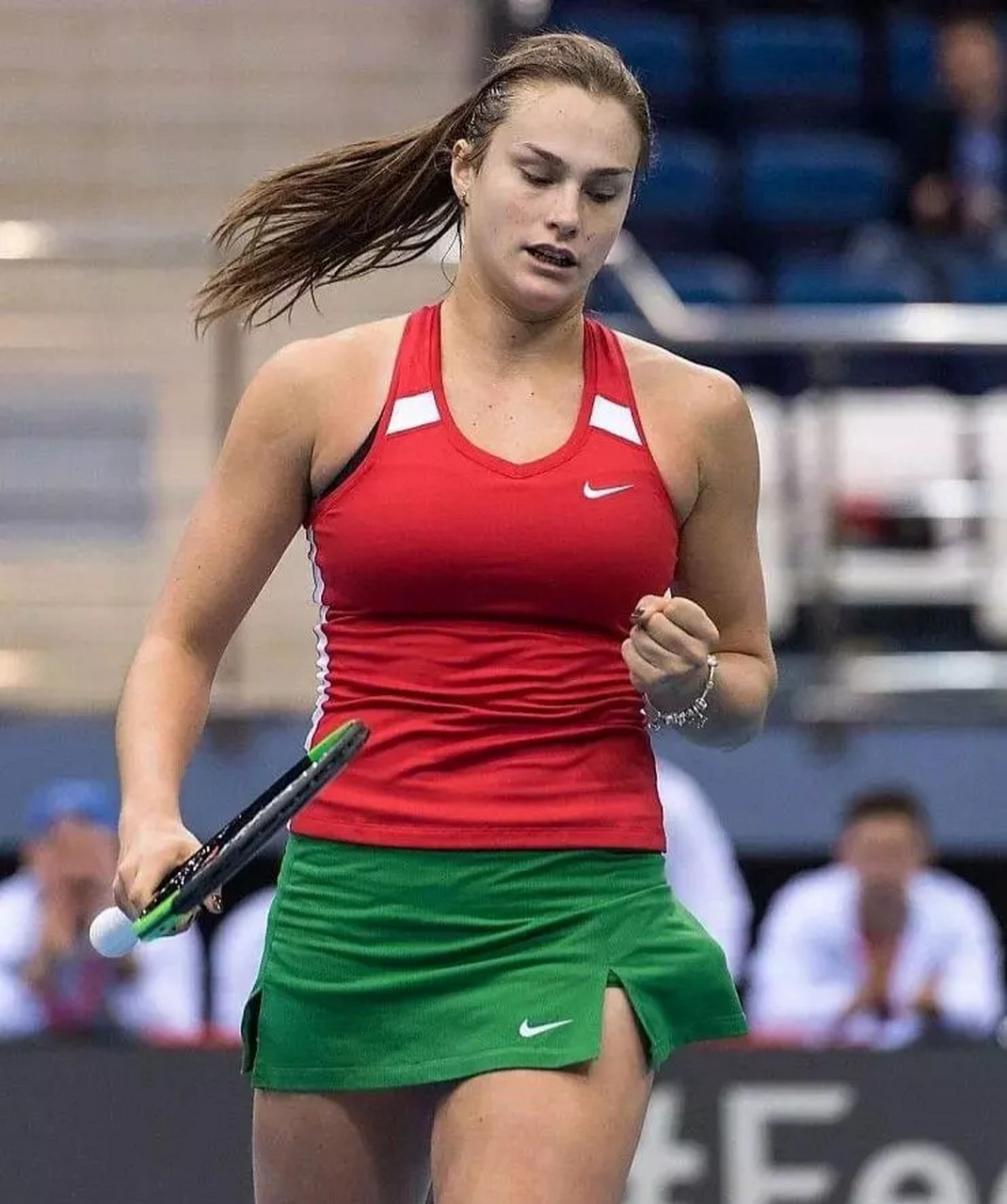 不趁早与他 不趁早与他