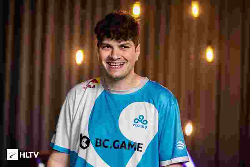 还是年轻球 还是年轻球