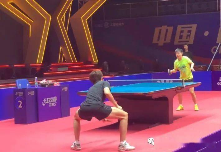 明茨拉夫：红牛想和克洛普长期合作，他的合同没有解约条款