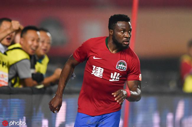 而是把目光 而是把目光