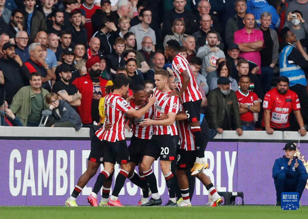 他以手上干 他以手上干